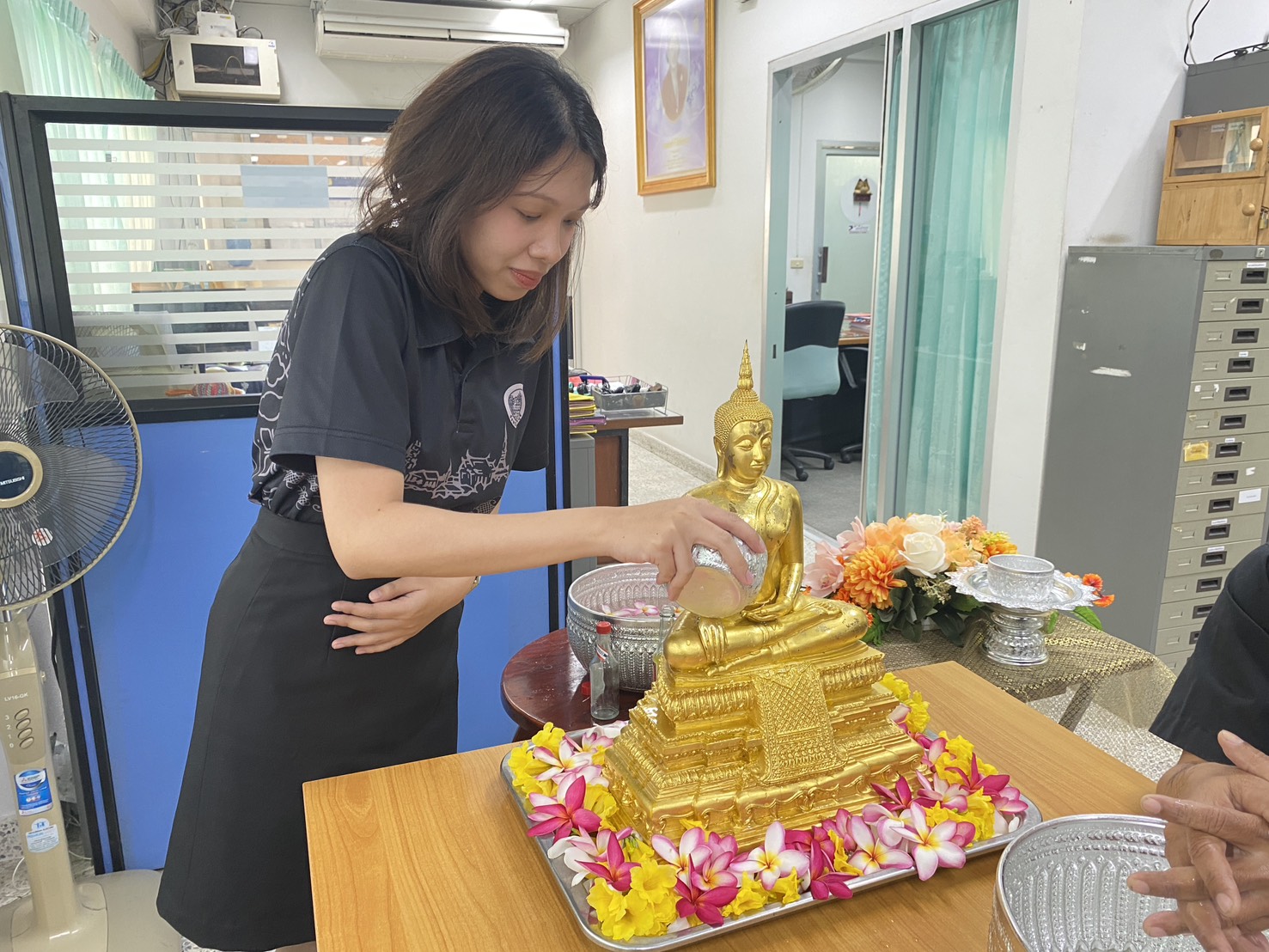 title - ปฏิรูปที่ดินจังหวัดเพชรบุรี พร้อมด้วย นางสาวศรีสุดา วงศ์สร้างทรัพย์ นิติกร ร่วมการประชุมปฐมนิเทศน์ (Project Orientation) โครงการศึกษาความเหมาะสมเส้นทางโลจิสติกส์ เชื่อมโยง จังหวัดกาญจนบุรี ราชบุรี และเพชรบุรี